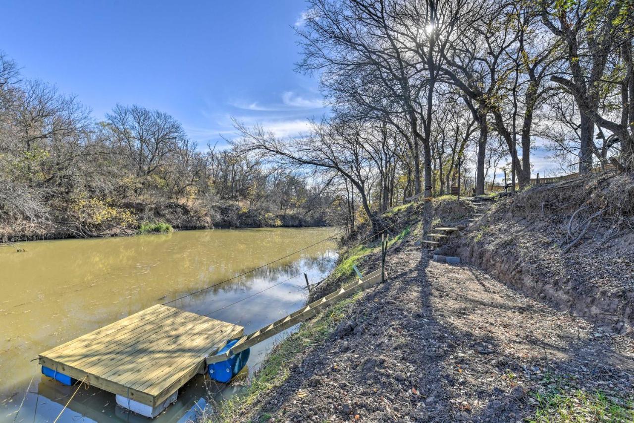 Bright Brownwood Home With On-Site River Access! Buitenkant foto